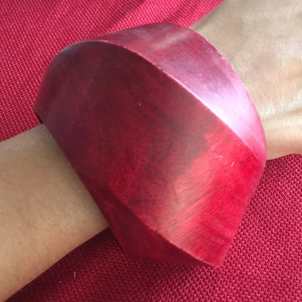 2 wooden bracelets 💕💕